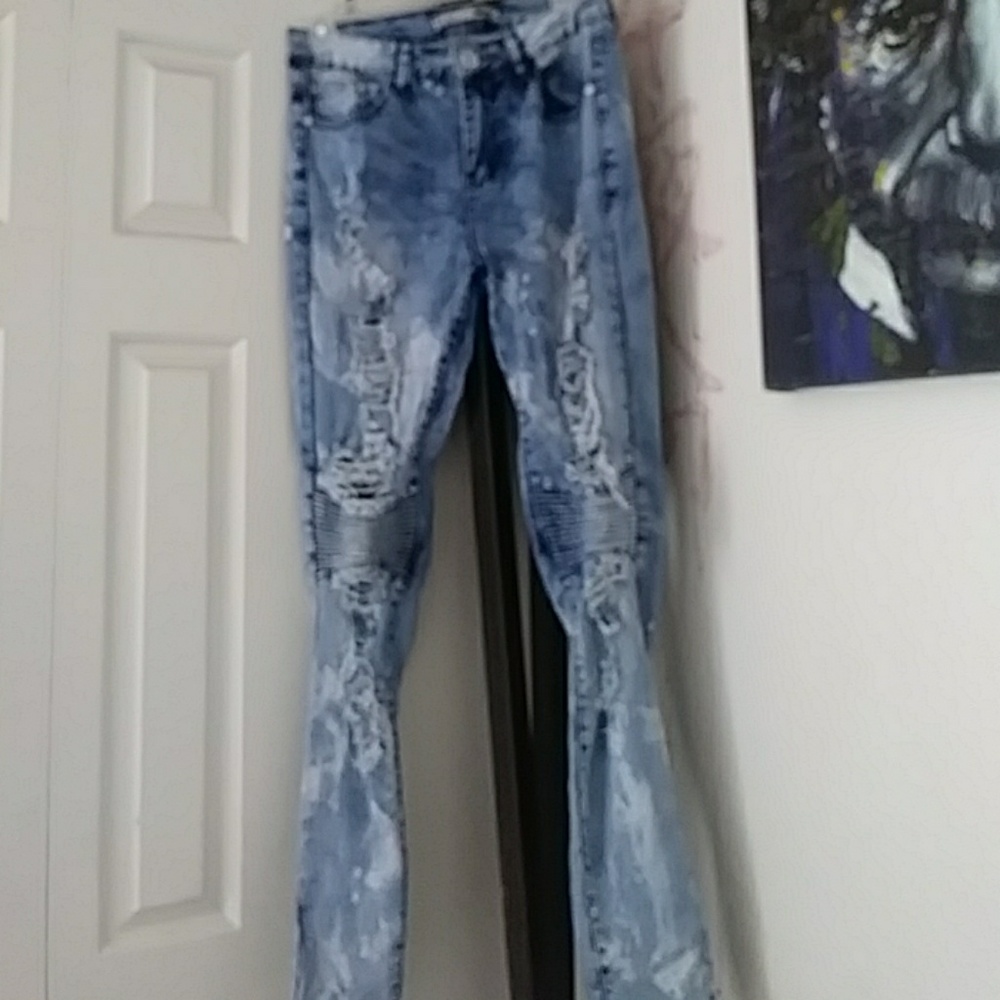 Ripped jeans